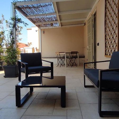 Just Here Apartments - La Terrazza Bari Eksteriør billede